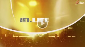 Offstimme des wöchentlichen Leute- und Lifestylemagazins In.Life In.Life - TV-OffSprecherin